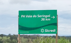 Castanheira MT: Sicredi em parceria com prefeitura sinalizam área rural do município