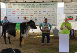 Torneio Leiteiro e agora o aniversário da cidade: Sicredi premia iniciativas em Castanheira