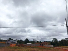 Depois da tempestade da noite, castanheirense começa a curtir último friozinho do ano