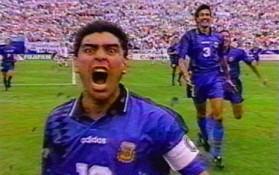 A propósito do Maradona além futebol...