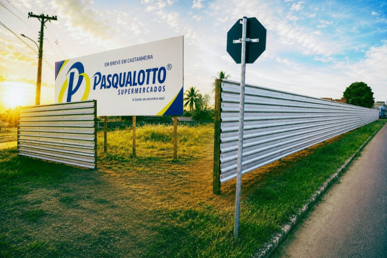 Local das futuras instalações às margens da Av. Castanheira (MT 170)