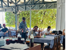 Fogão de Lenha completa 20 anos e consolida legado que se confunde com a história da gastronomia de Castanheira