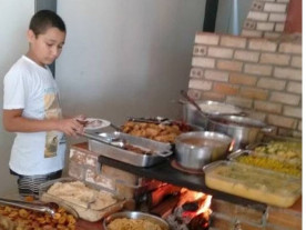 Fogão de Lenha completa 20 anos e consolida legado que se confunde com a história da gastronomia de Castanheira